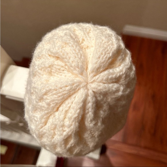 The North Face Cable Knit Adjustable Cuff Unisex Beanie - Picture 5 of 6